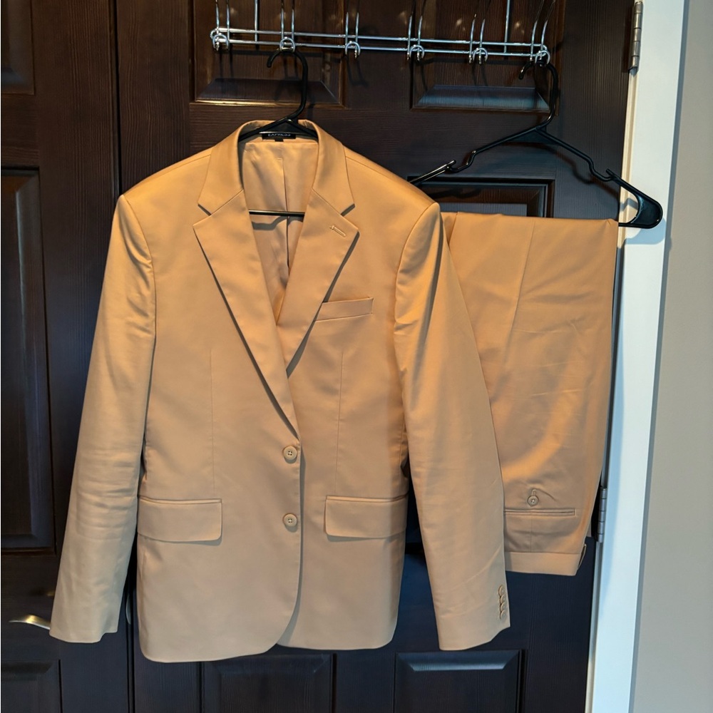 Tan Express Slim Fit Suit - 40R and 30x32 FULL SUIT